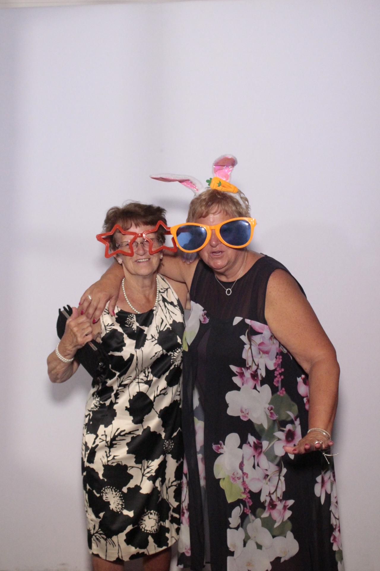 Gemma & Scott's Wedding | View more photos from the event at gallery.myphotoboothexperience.co.uk/u/MyPhotoBoothExperienceLtd/Gemma-Scotts-Wedding
